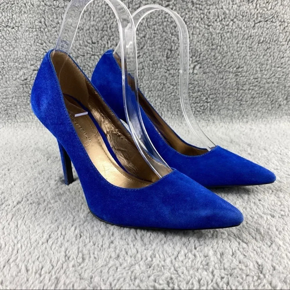 Bcbgeneration shoe heels Pump‎ Womens 6 B Blue Suede Pointed Toe Kitten Heels - Picture 2 of 13